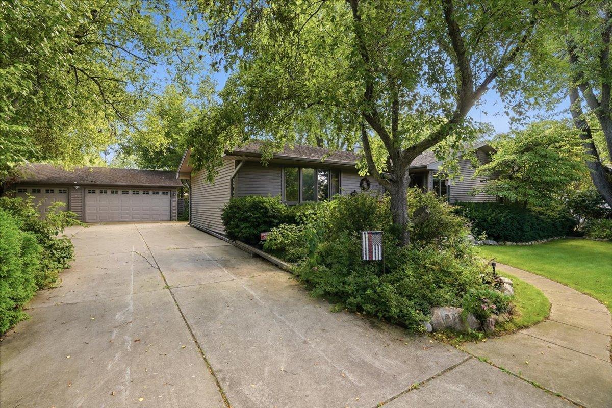 10405 W Ford Ave., Beach Park, IL 60099