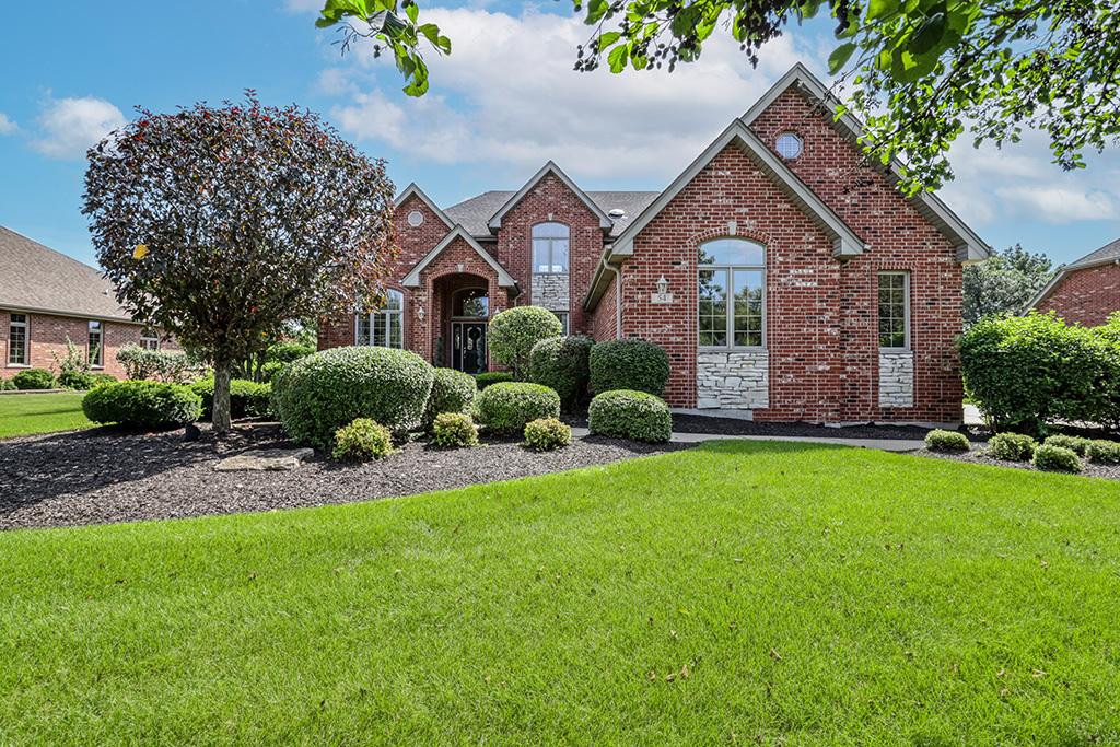 54 Long Cove Dr., Lemont, IL 60439