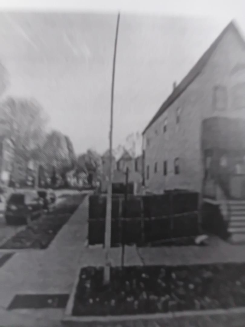 501 W 44th St., Chicago, IL 60609
