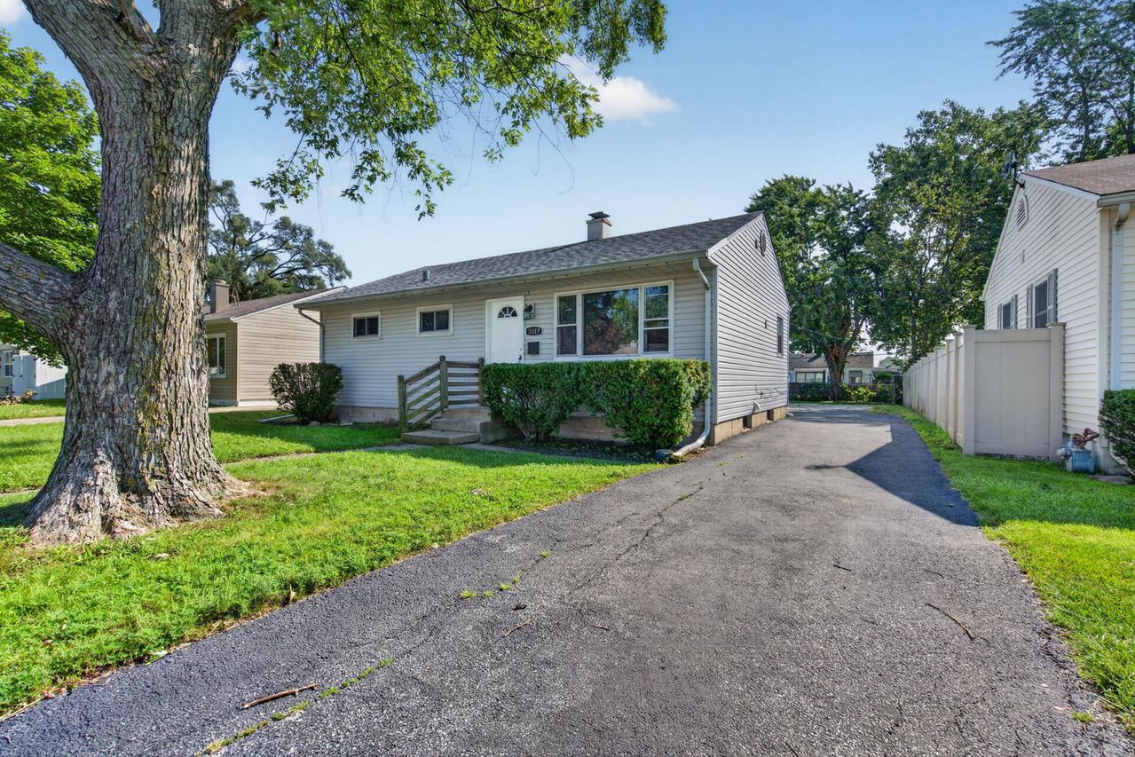 3317 Fairview Ave., South Chicago Heights, IL 60411