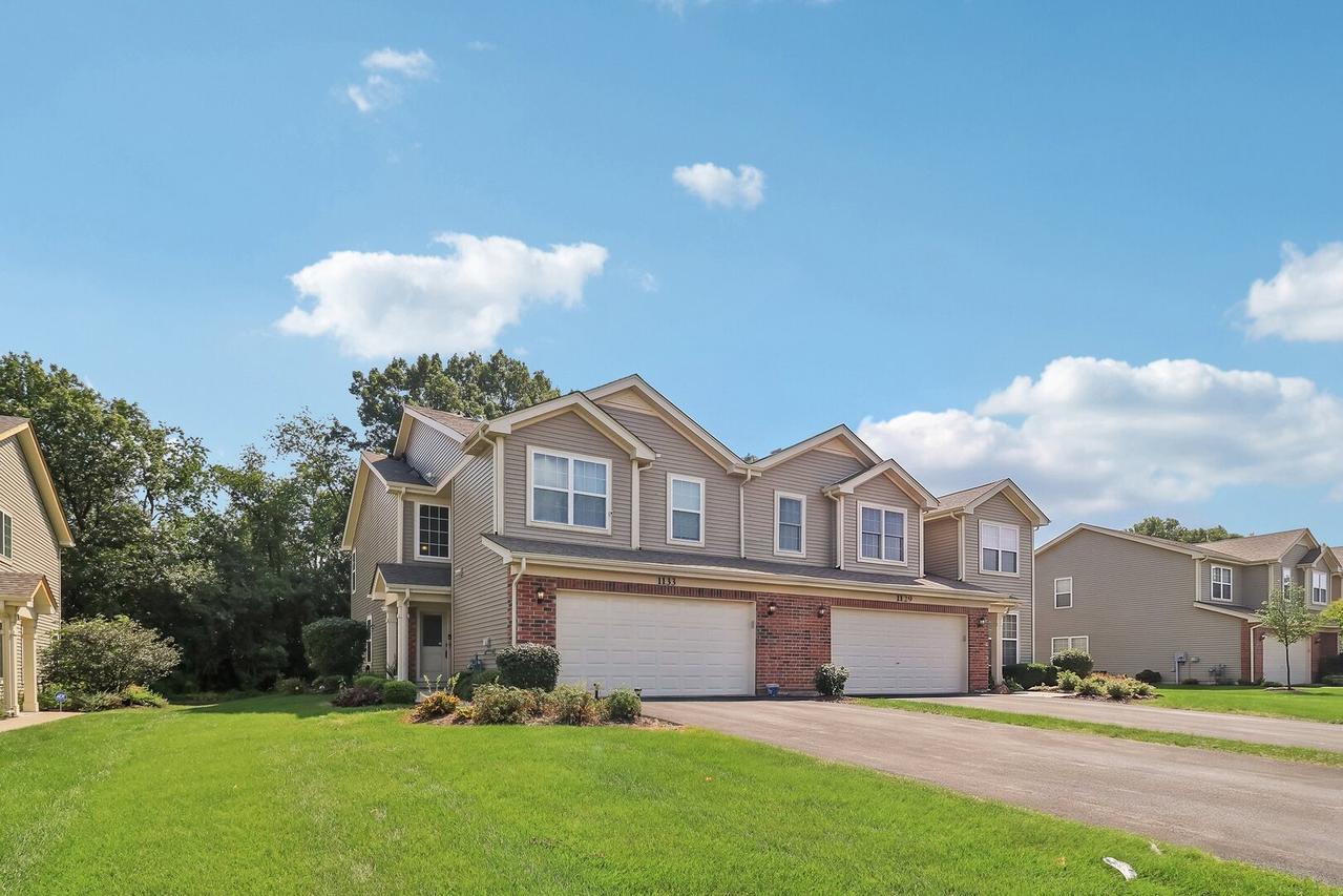 1133 Westlake Dr., Cary, IL 60013
