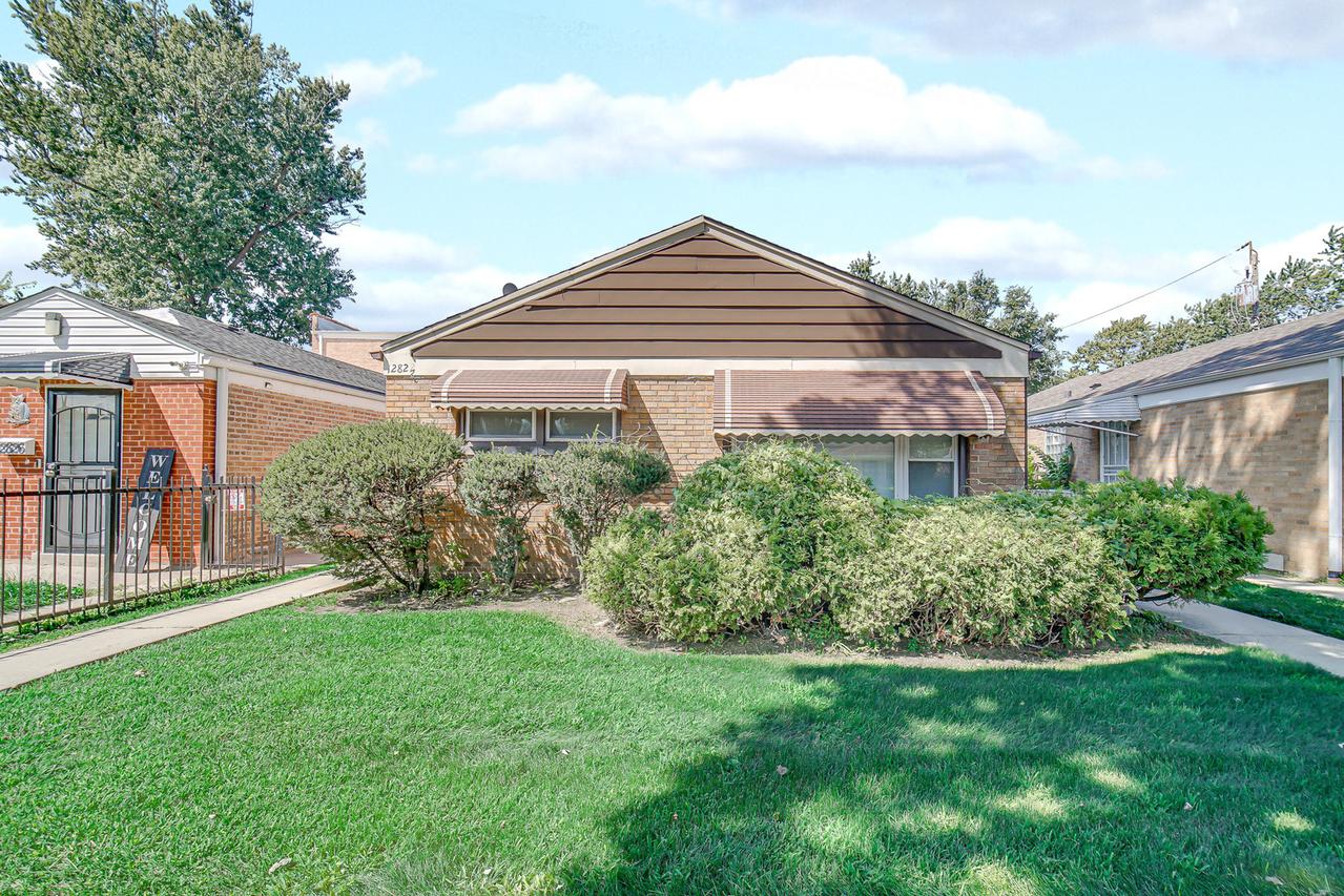 12822 S Peoria St., Chicago, IL 60643