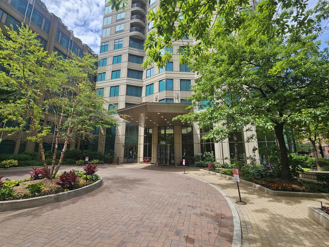 400 N La Salle Dr. #3306, Chicago, IL 60654