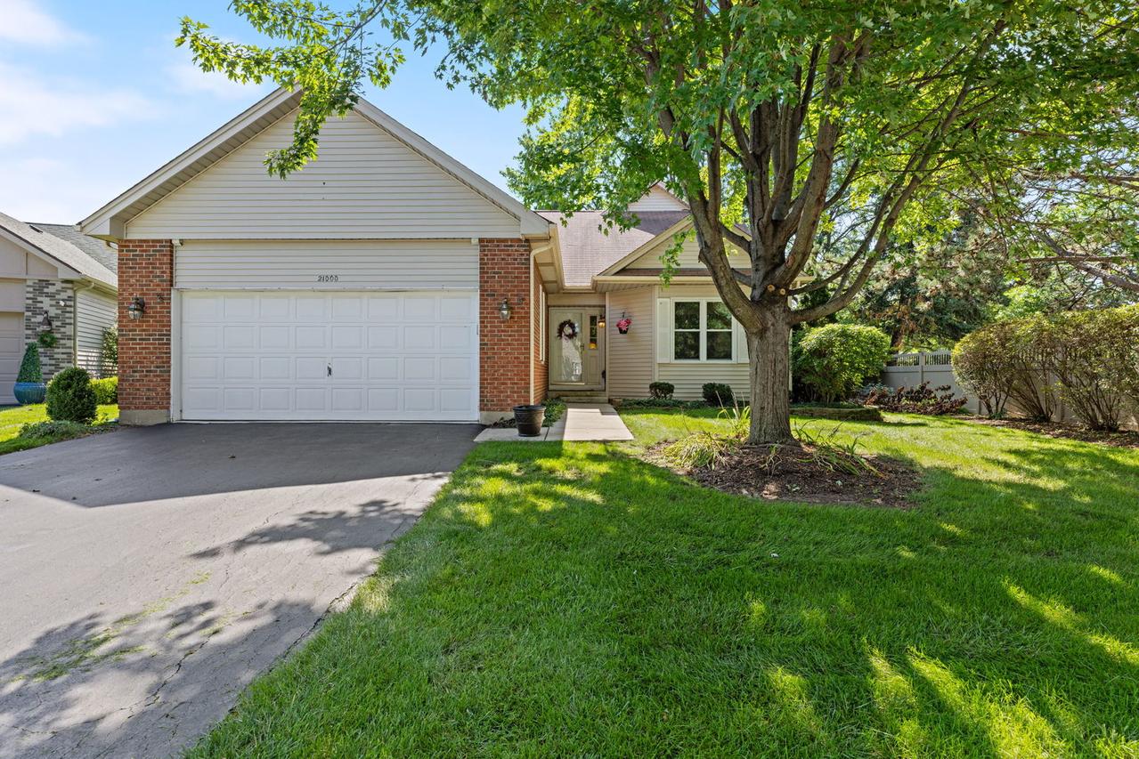 21000 W Hazelnut Ln., Plainfield, IL 60544