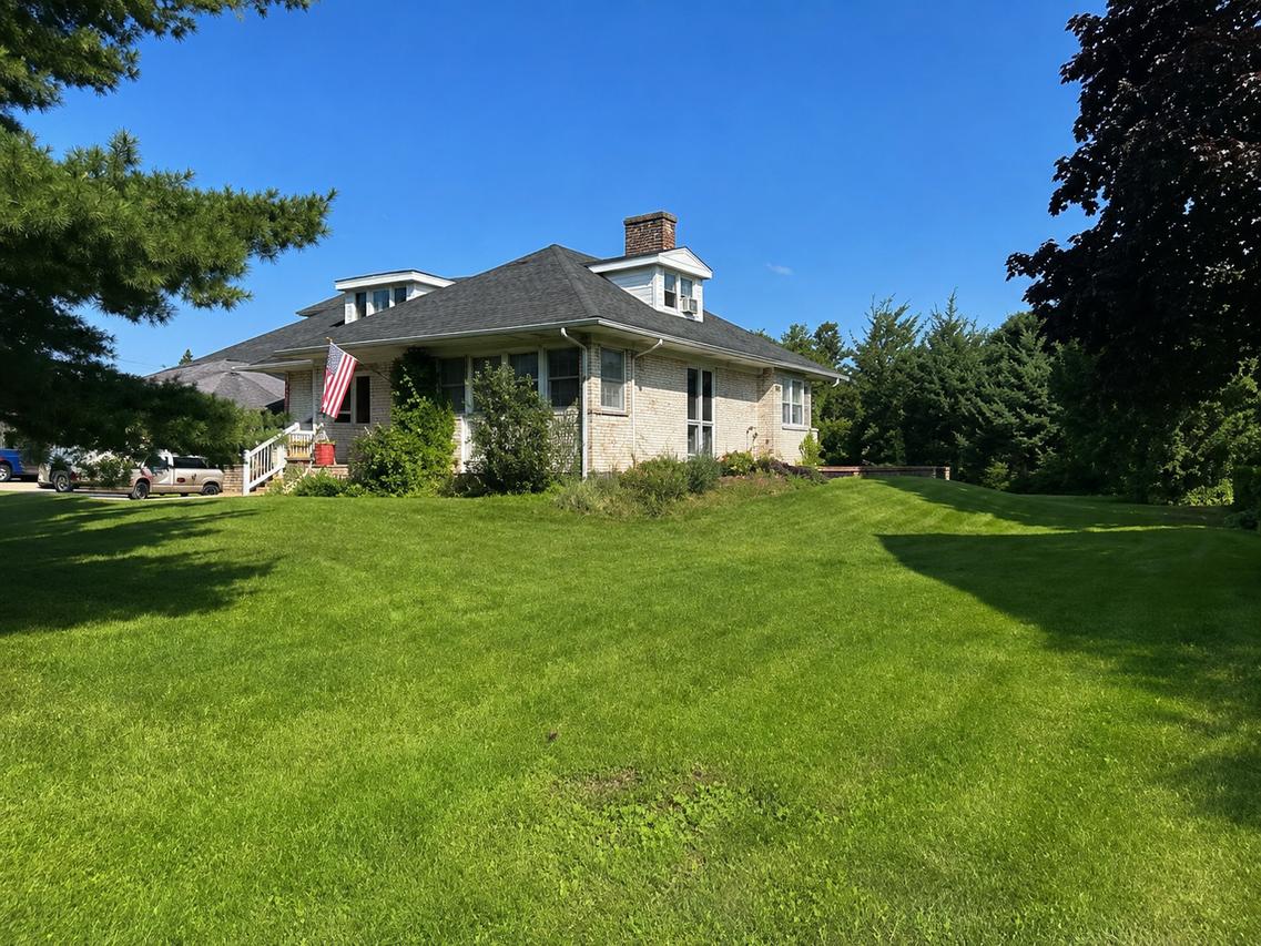 316 E Madison St., Lombard, IL 60148