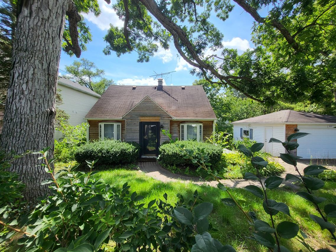 21317 W Shady Ln., Lake Zurich, IL 60047