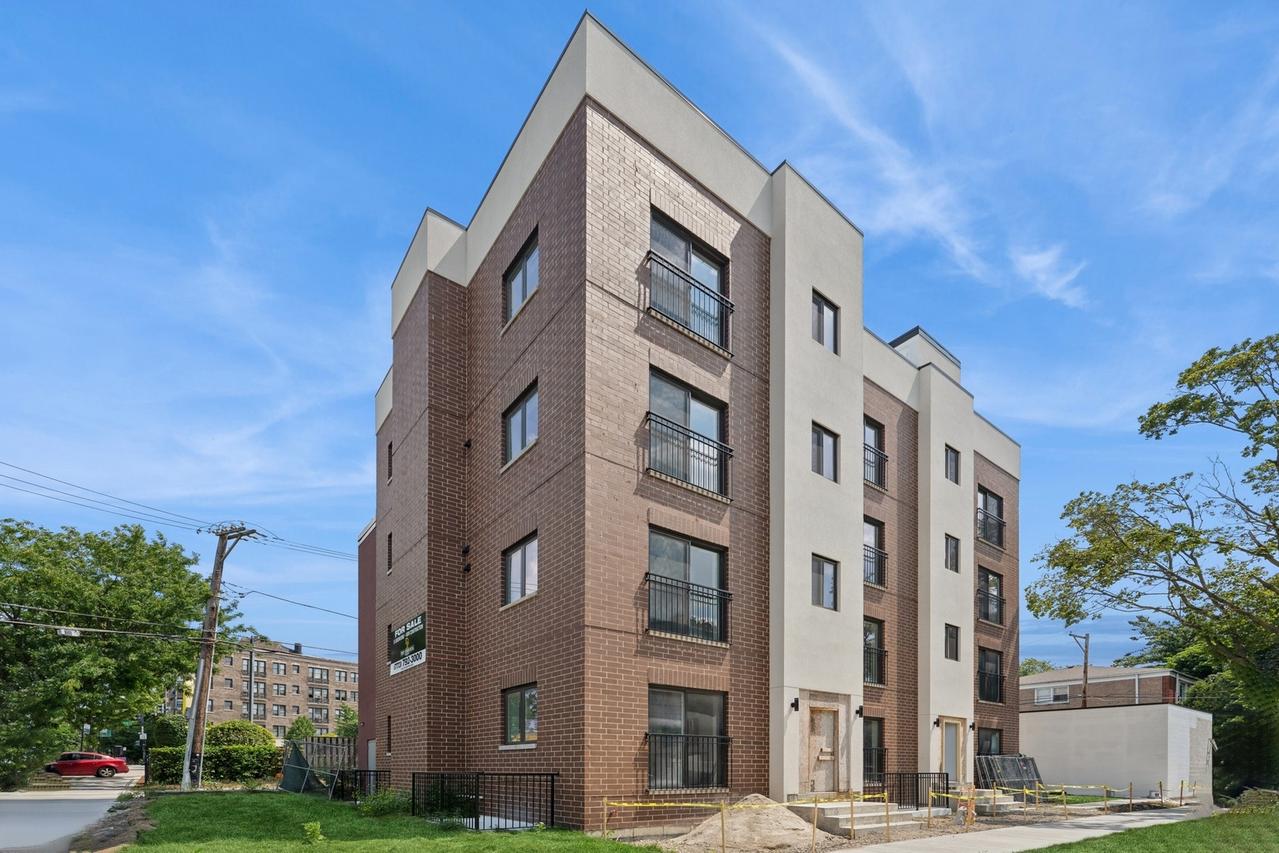 6753 N Hermitage Ave. #2, Chicago, IL 60626