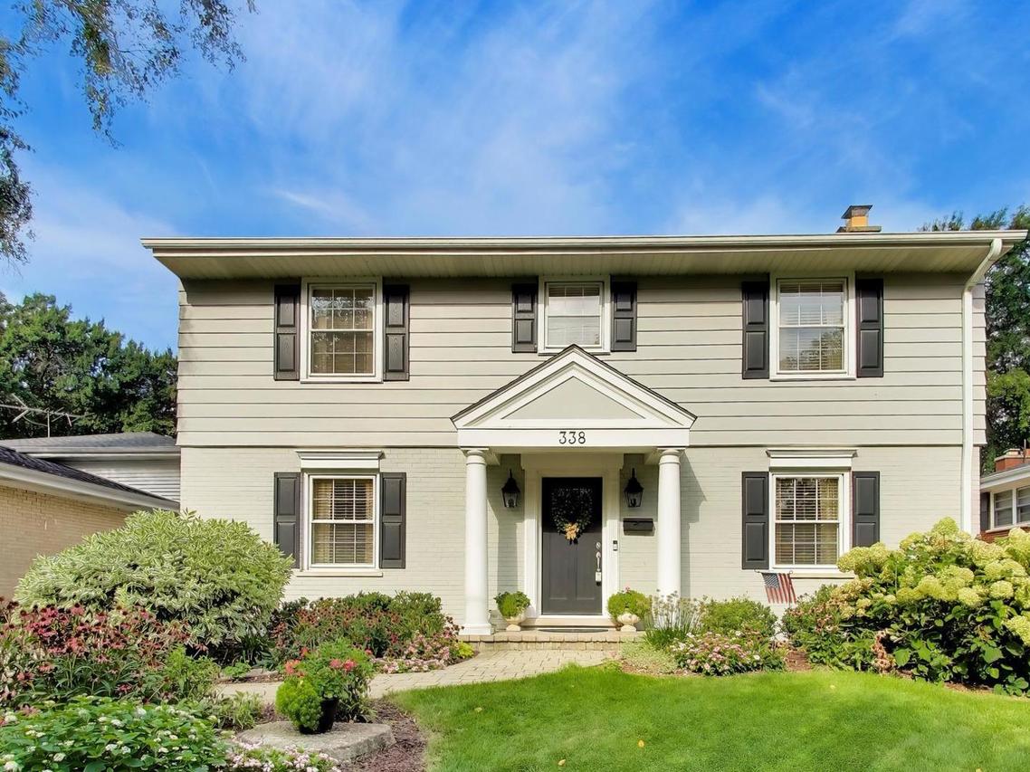 338 S Gibbons Ave., Arlington Heights, IL 60004