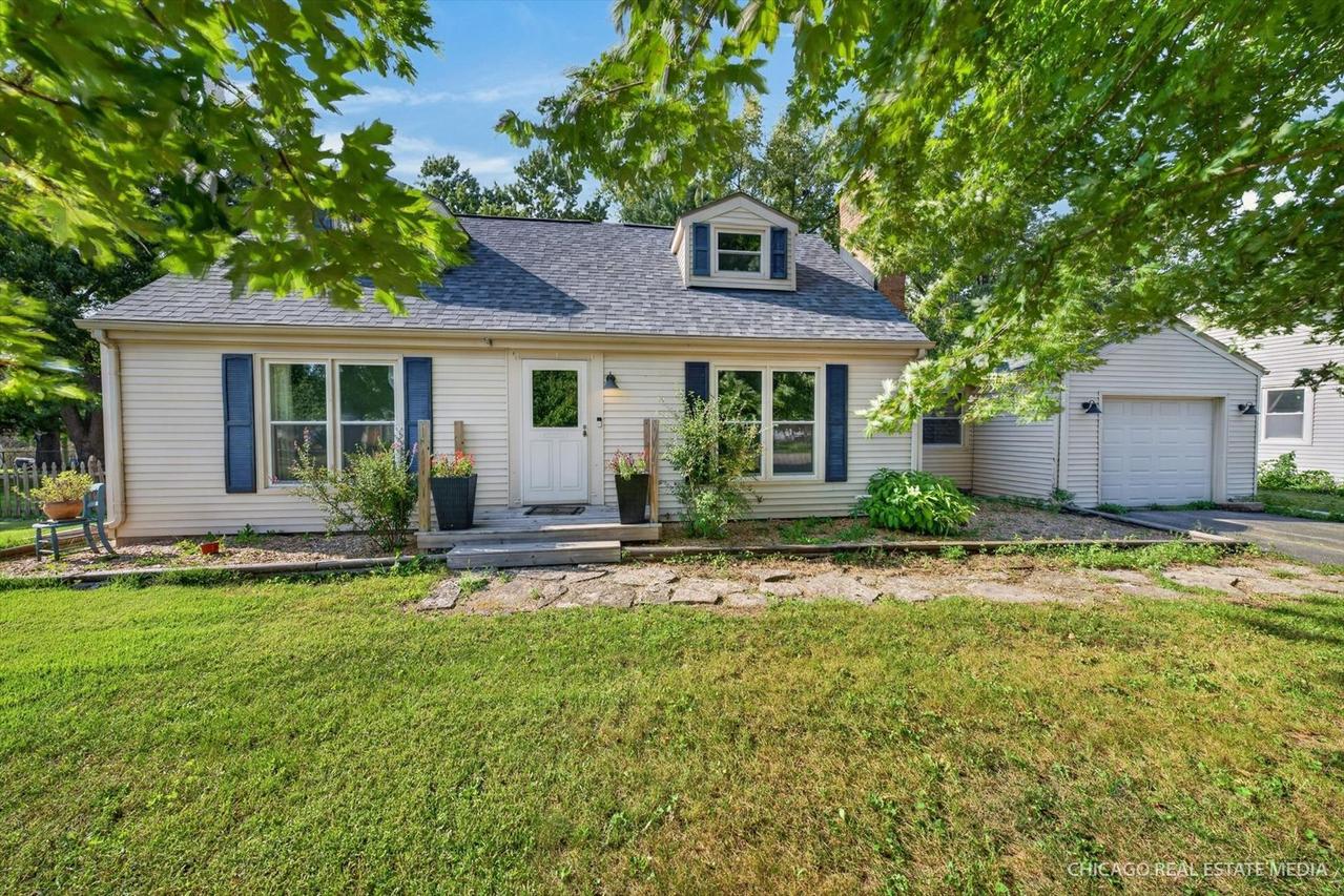 9313 Baldwin Dr., Machesney Park, IL 61115