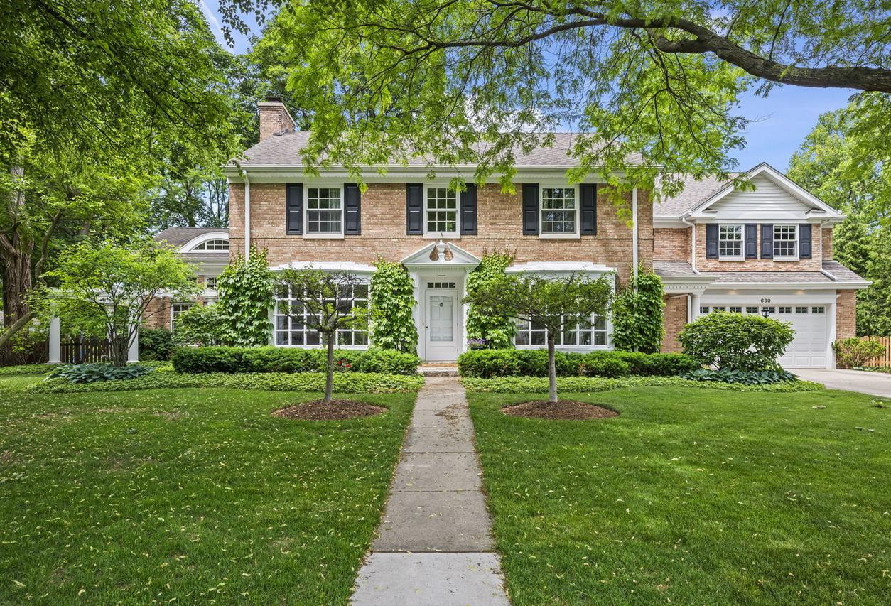 630 S Beverly Ln., Arlington Heights, IL 60005