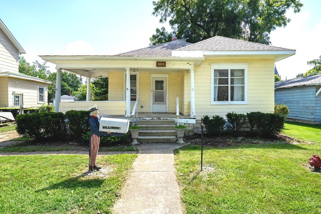205 E Hickory St., Fairbury, IL 61739