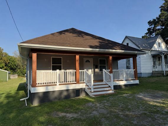 New Homes with Master Bedrooms on the 1st Floor in Duquoin: August 22nd to August 28th