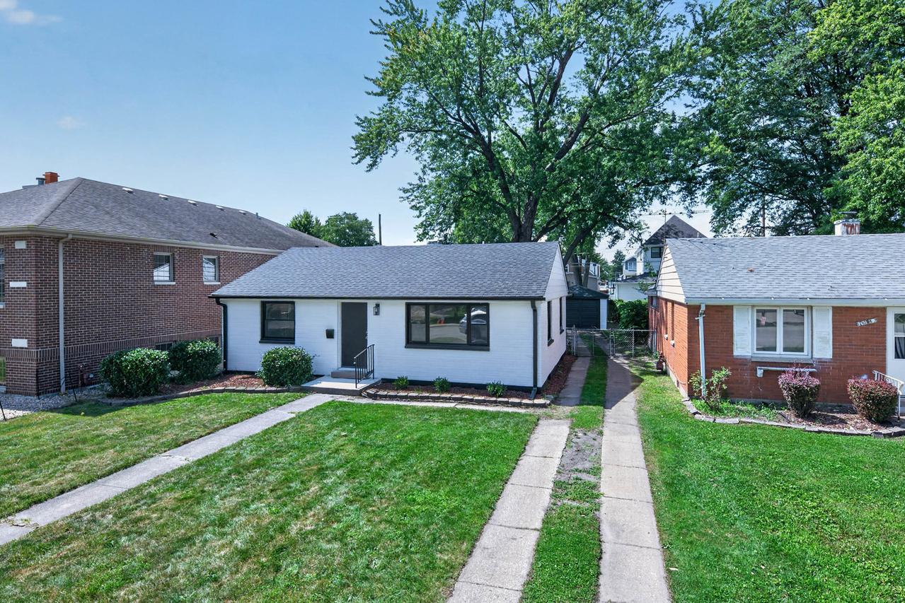 10322 S Millard Ave., Chicago, IL 60655