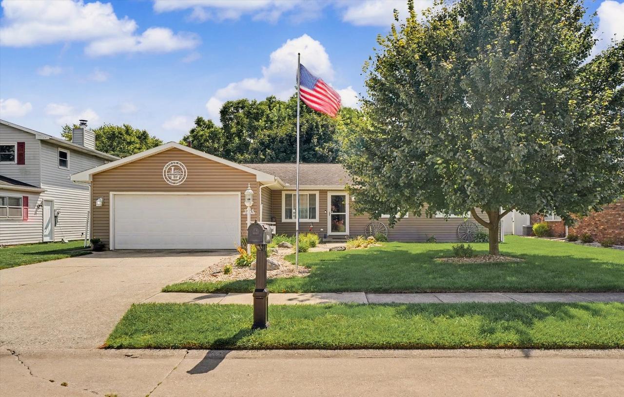 1044 Pinecrest Dr., Rantoul, IL 61866