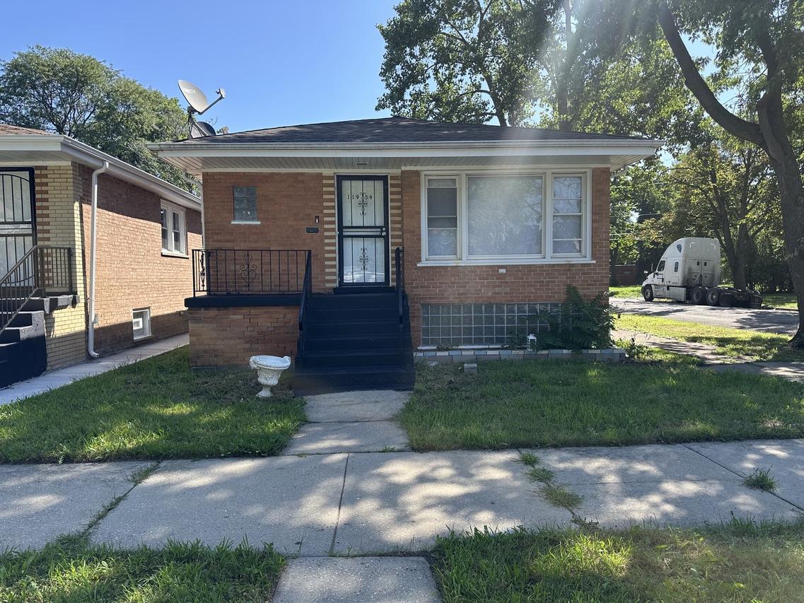 11959 S Prairie Ave., Chicago, IL 60628