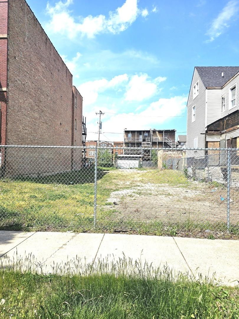 1524 E Marquette Rd., Chicago, IL 60637