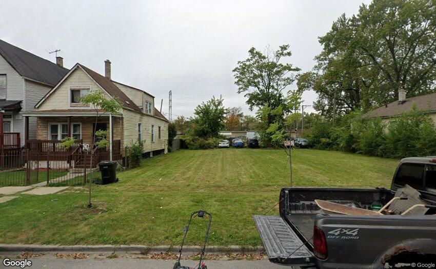 11818 S Emerald Ave., Chicago, IL 60628