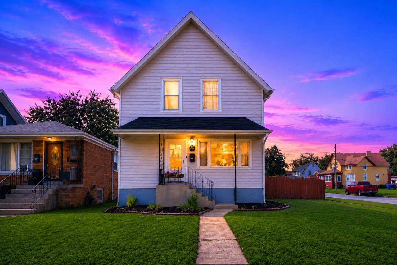 12402 Maple Ave., Blue Island, IL 60406