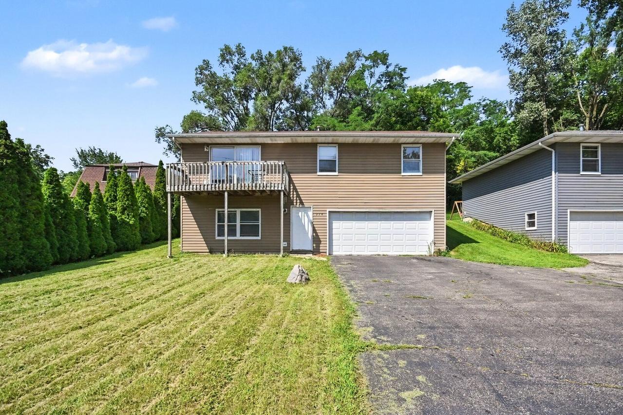 714 Il Route 59 S, Ingleside, IL 60041