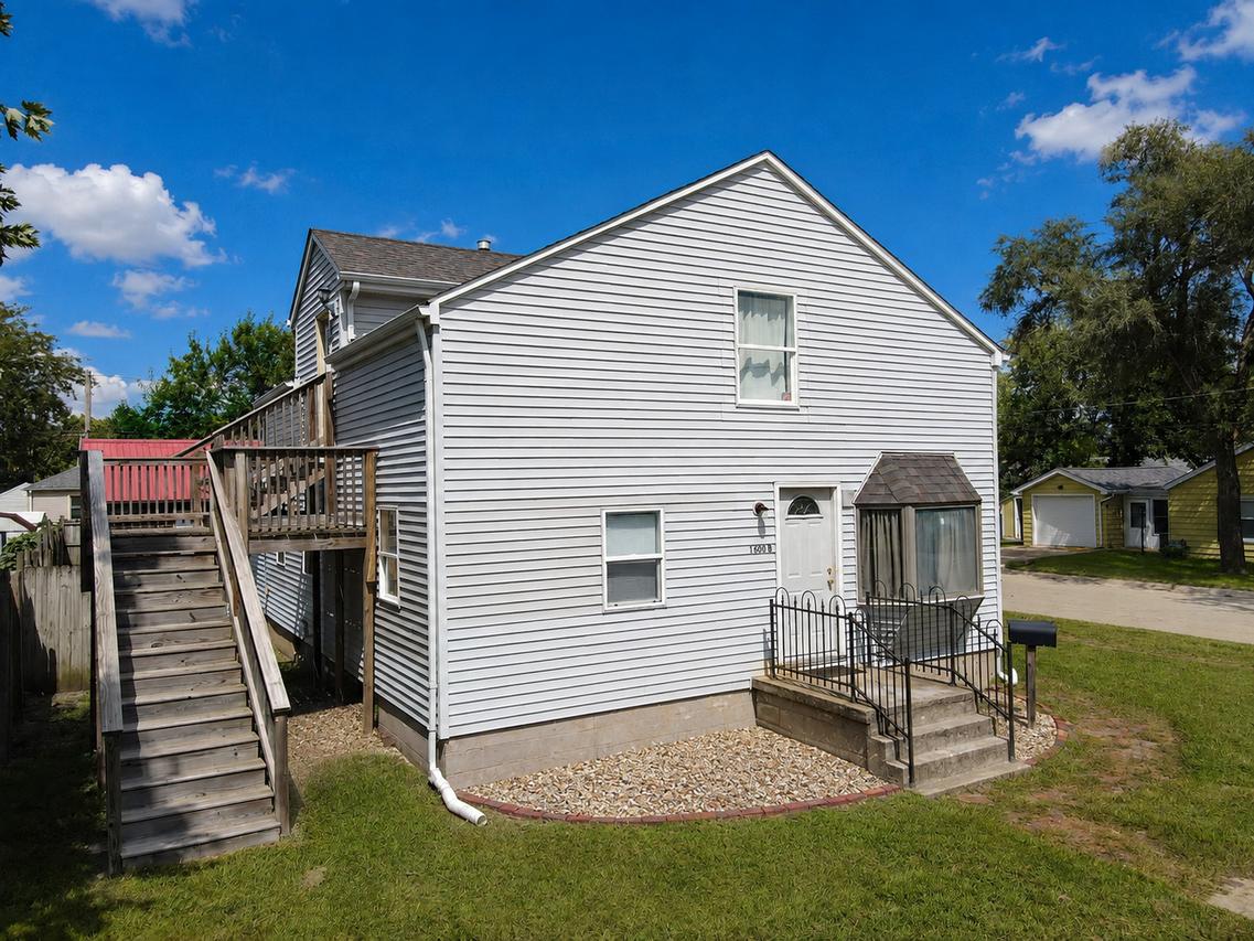 1600 W Main St., Ottawa, IL 61350