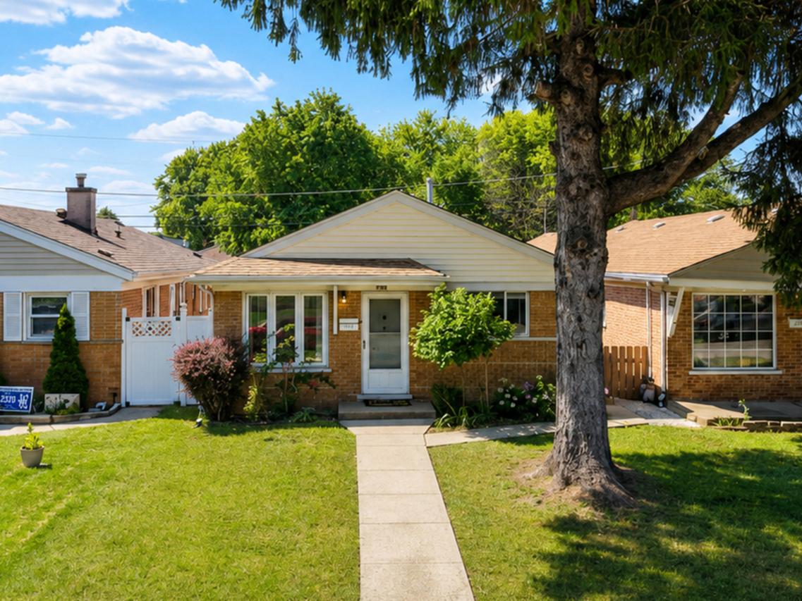 7760 Lavergne Ave., Burbank, IL 60459