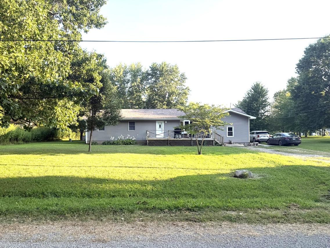 6044 Mccarty Rd., Kinmundy, IL 62854