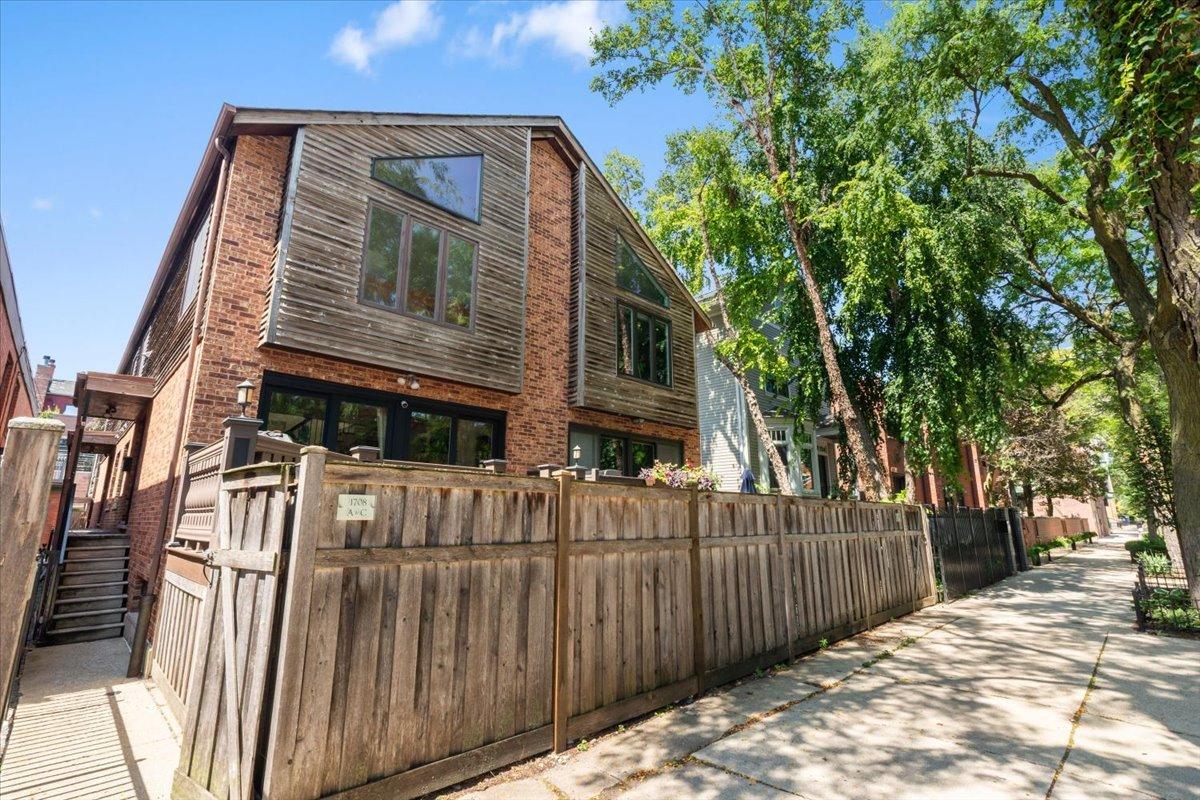 1708 N Orchard St. #A, Chicago, IL 60614