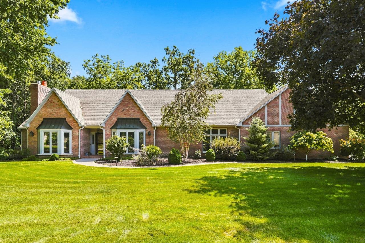 2700 11th Street Ct., Moline, IL 61265