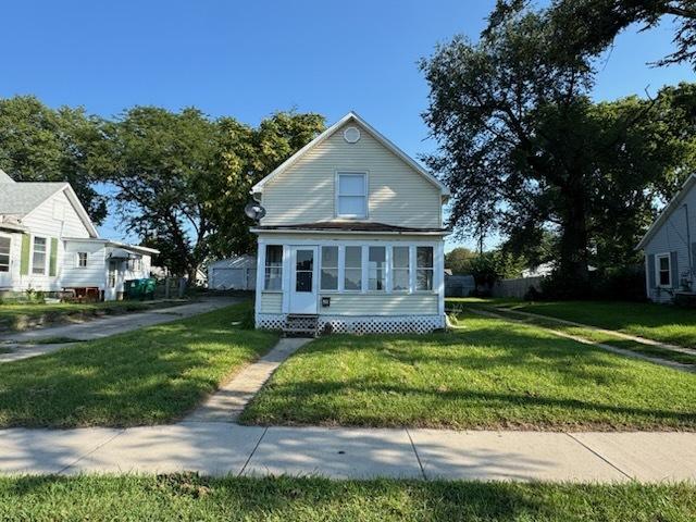 511 E 5th St., Rock Falls, IL 61071