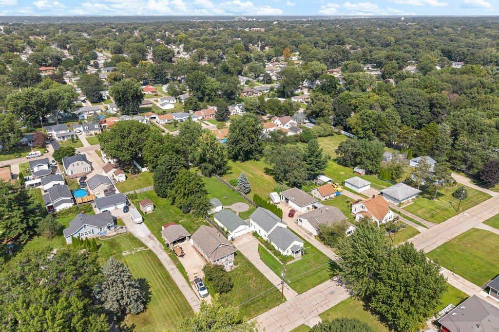 4007 29th Ave., Rock Island, IL 61201