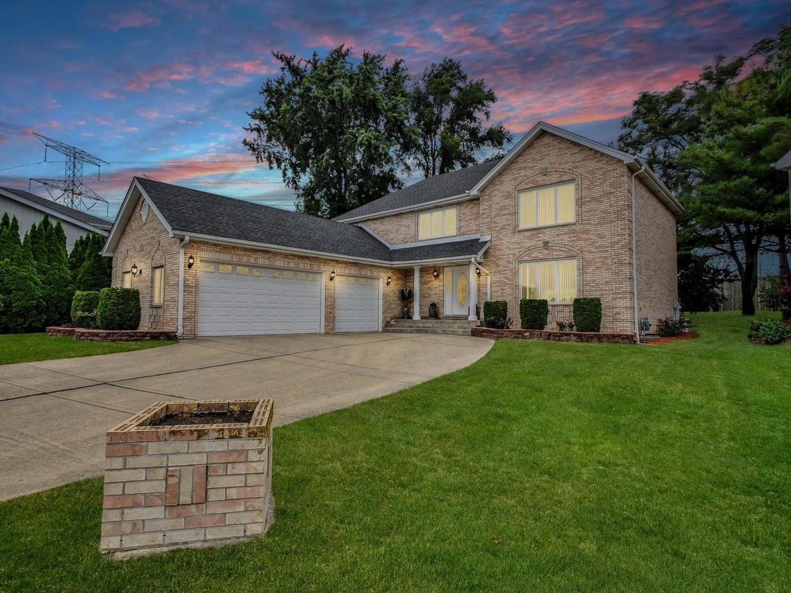 1212 Grove Ave., Addison, IL 60101