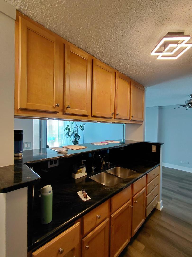 1043 S York Rd. #610, Bensenville, IL 60106