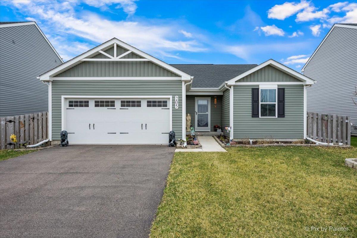 205 Buckeye St., Waterman, IL 60556