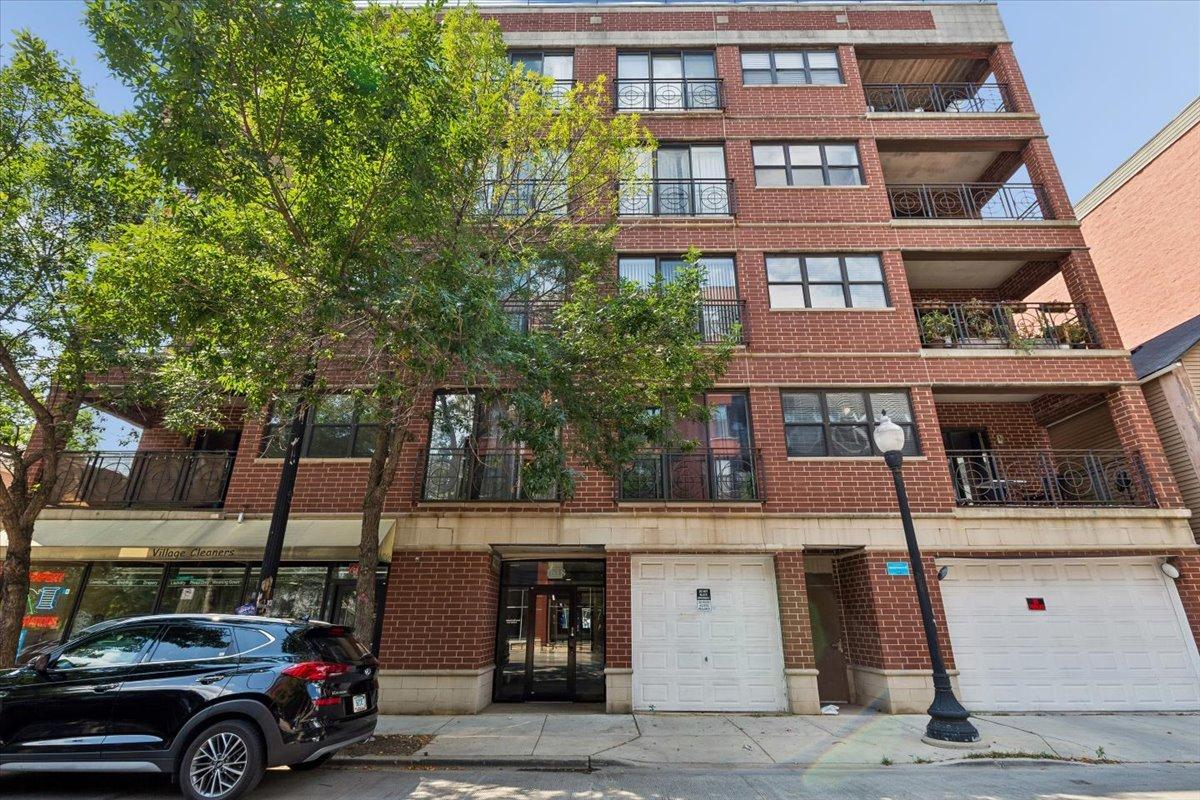 1618 S Halsted St. #4C, Chicago, IL 60608