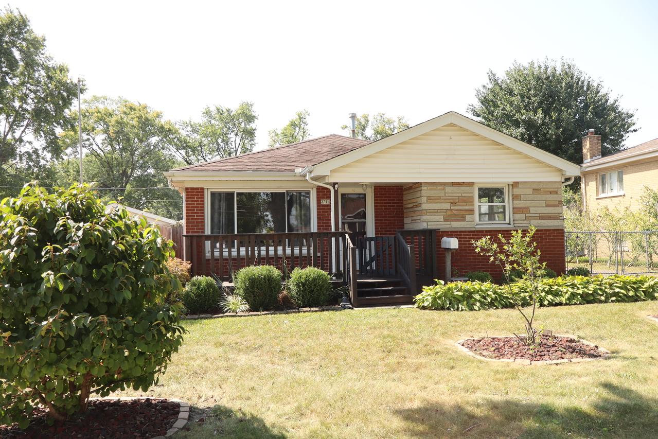 3719 153rd St., Midlothian, IL 60445