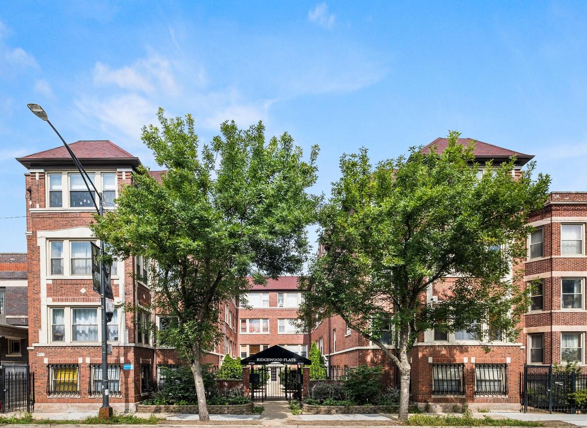 5743 N Ridge Ave. #1, Chicago, IL 60660