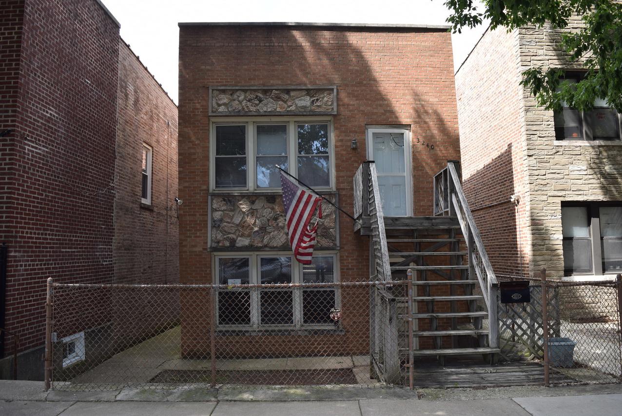 3240 S Parnell Ave., Chicago, IL 60616