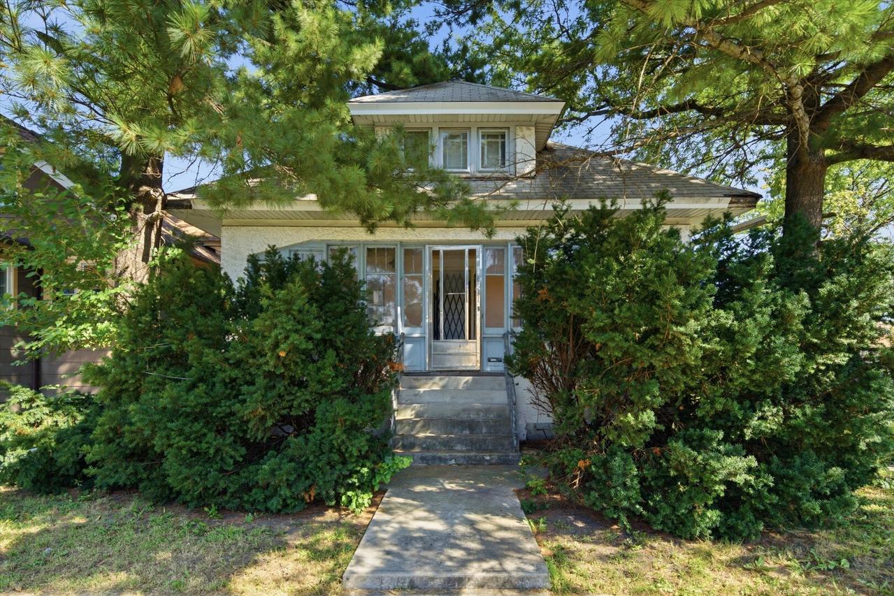 5500 W Haddon Ave., Chicago, IL 60651