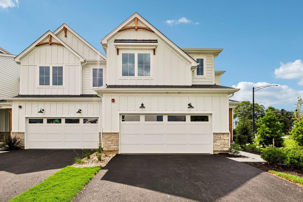 301 Avondale Ln., Lincolnshire, IL 60069