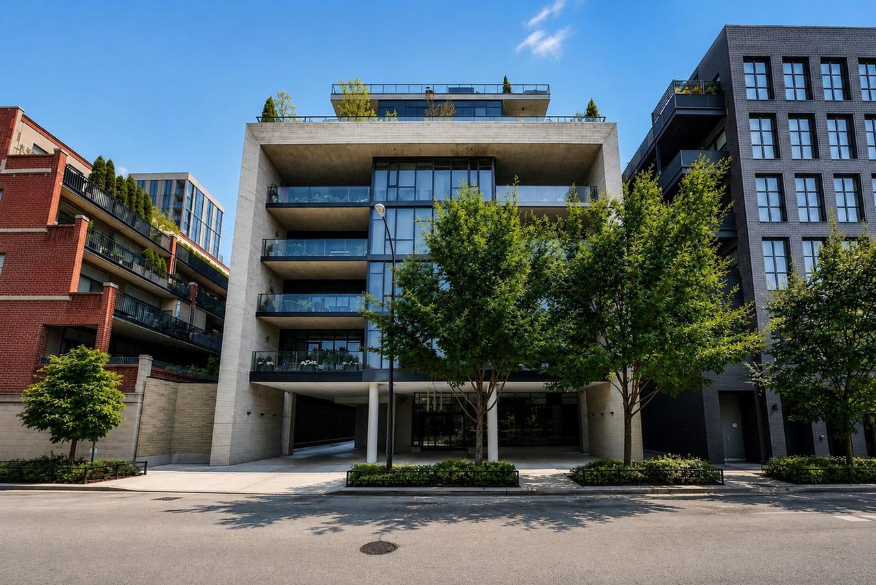 111 S Peoria St. #313, Chicago, IL 60607