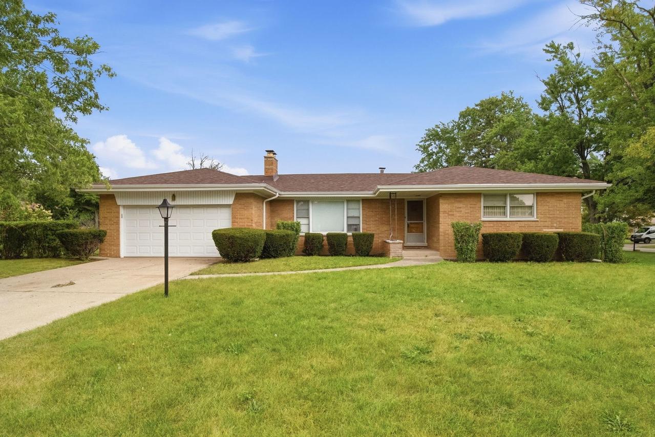 6138 W 127th Pl., Palos Heights, IL 60463