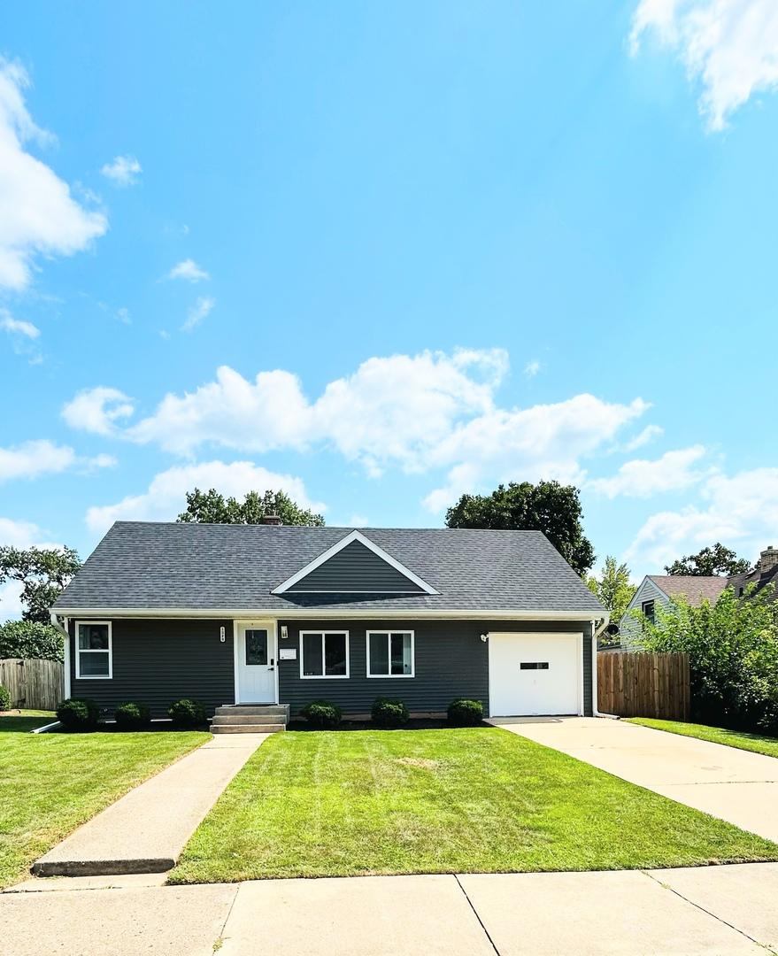 1328 Leaman Pl., Rockford, IL 61108