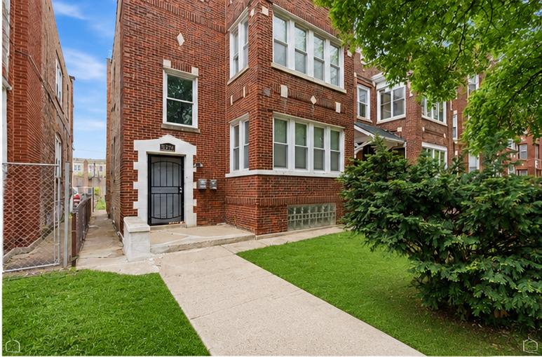 8125 S Evans Ave., Chicago, IL 60619