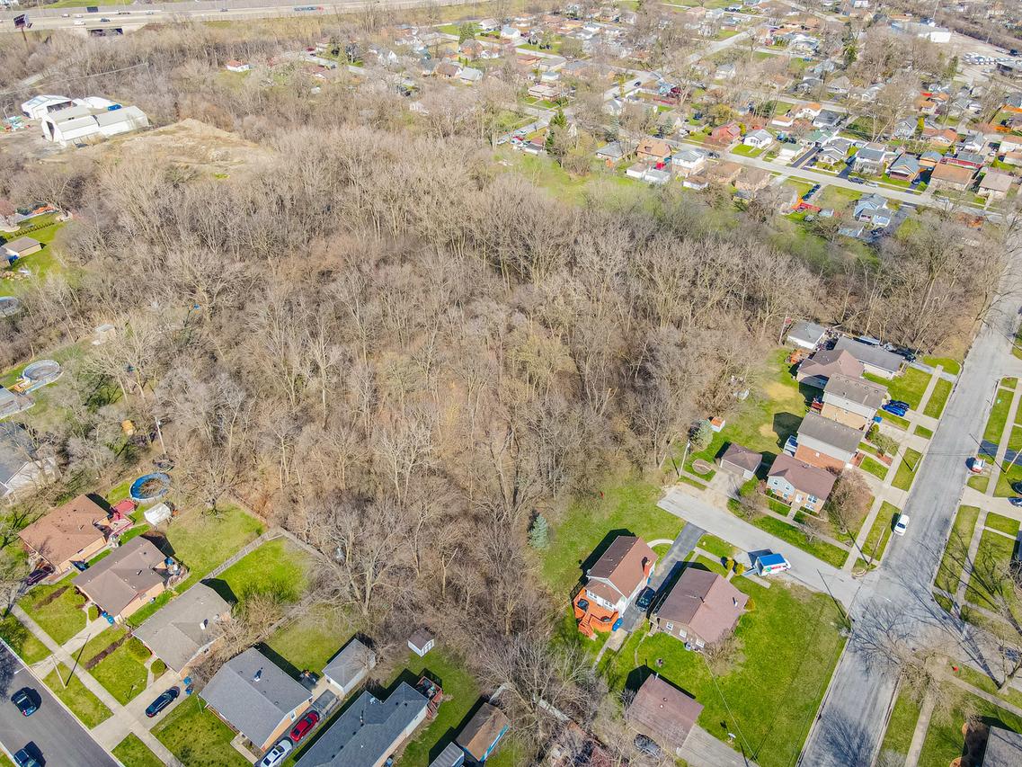 14301 Hamlin Ave., Midlothian, IL 60445
