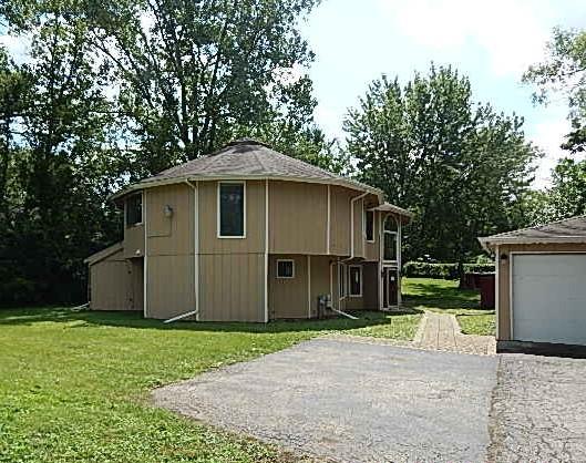1055 W Palatine Rd., Palatine, IL 60067