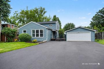 New Homes For Sale This Week That Attend Round Lake Senior High School: August 28th to September 3rd