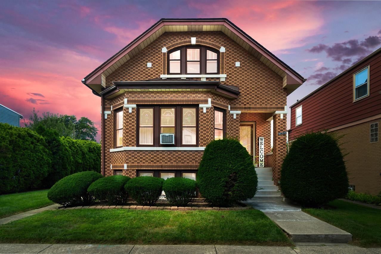 4006 Sunnyside Ave., Brookfield, IL 60513