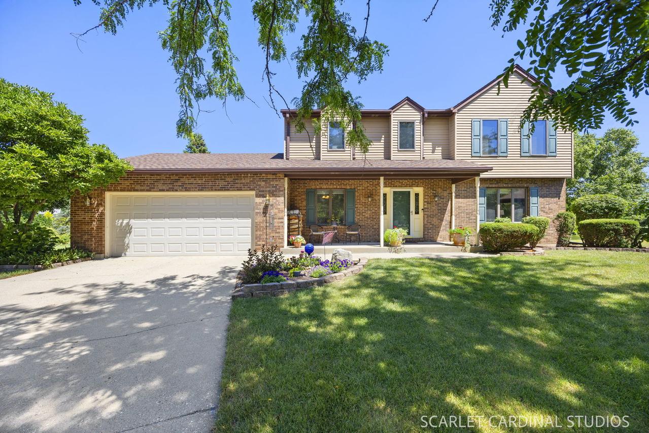 36 Crofton Ct., Oswego, IL 60543