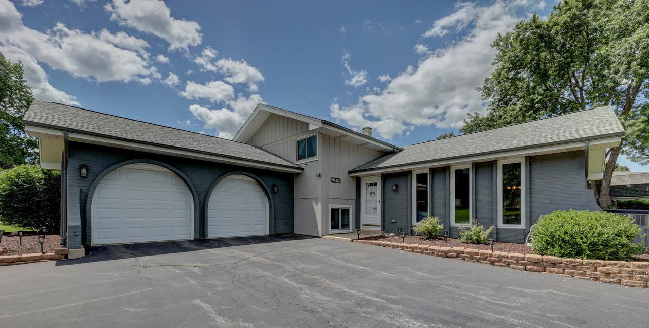 27W719 Sycamore St., West Chicago, IL 60185