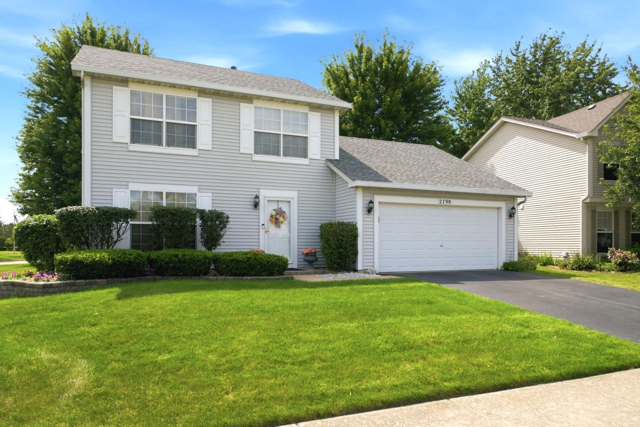 2798 Jenna Cir., Montgomery, IL 60538